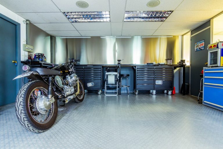Comment faire du rangement dans son garage ?