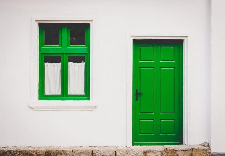 Comment choisir une couleur pour votre porte d’entrée ?