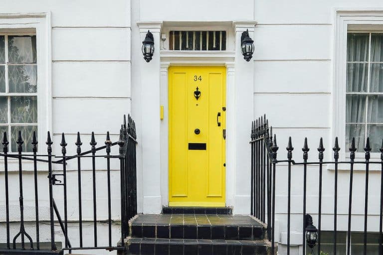 Maison : pourquoi choisir une porte design ?