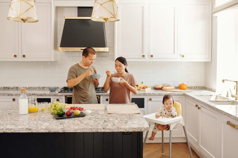 Comment créer une ambiance chaleureuse et conviviale dans votre cuisine familiale ?