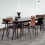 Comment créer une salle à manger moderne et éclairée ?