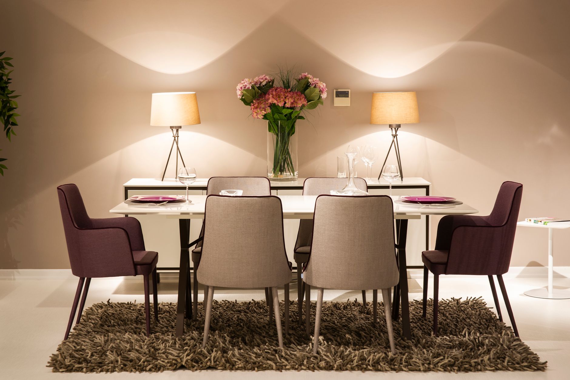 Le salon urbain et moderne : comment le décorer avec style ?