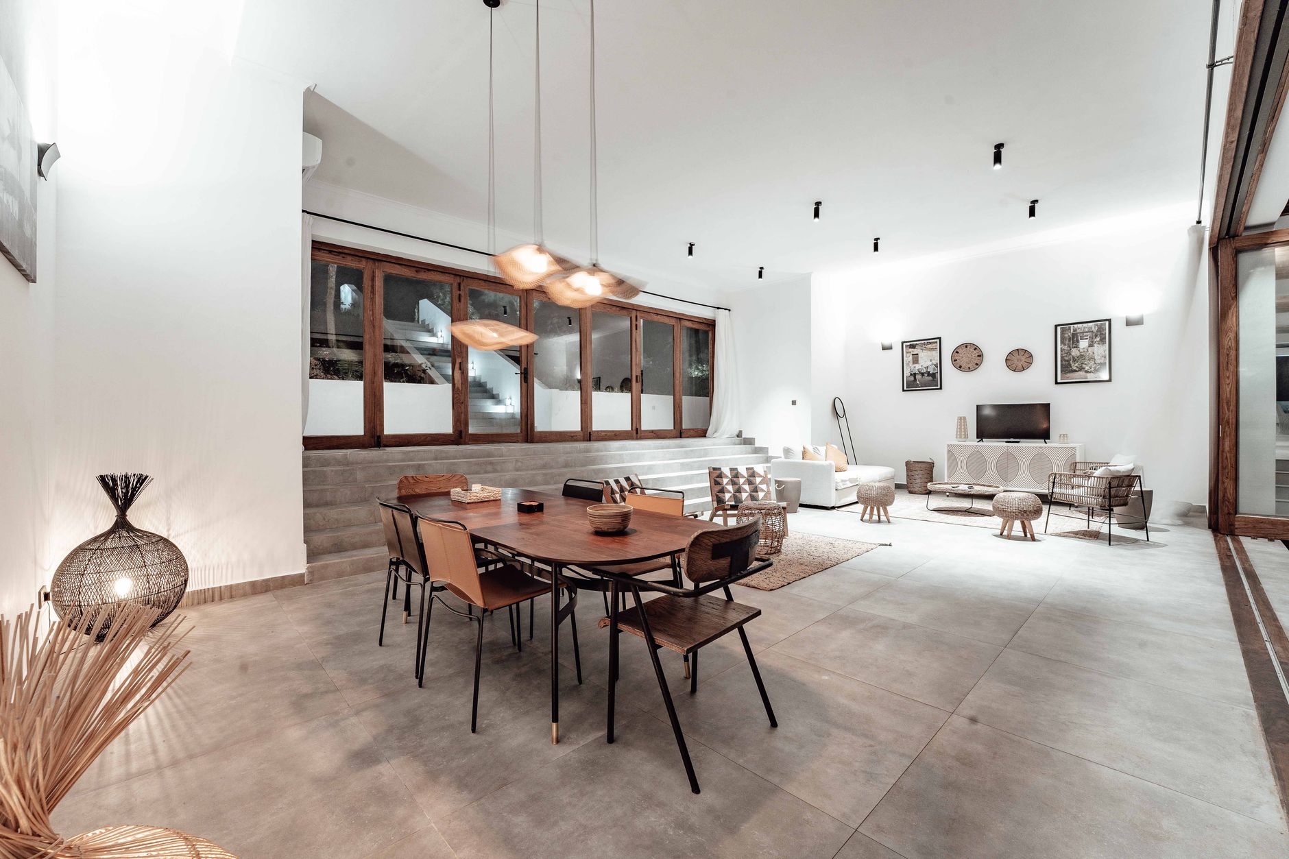 Comment aménager une salle à manger lumineuse et spacieuse ?